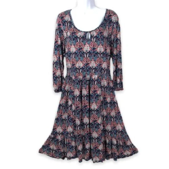 chinese dress ladies Hummingbird Mother's Day Smocked Neck Midi Dress, Size Large by Matild   Caroline's Resale Closet